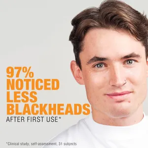 Neutrogena Blackhead Eliminating 2% Salicylic Acid Face Scrub 150ml